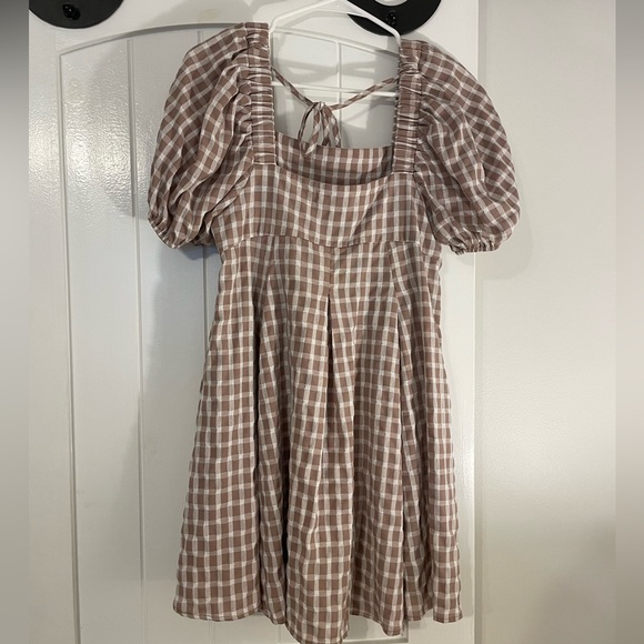 Brown and White Puff Sleeve baby doll dress - size small - Picture 2 of 2
